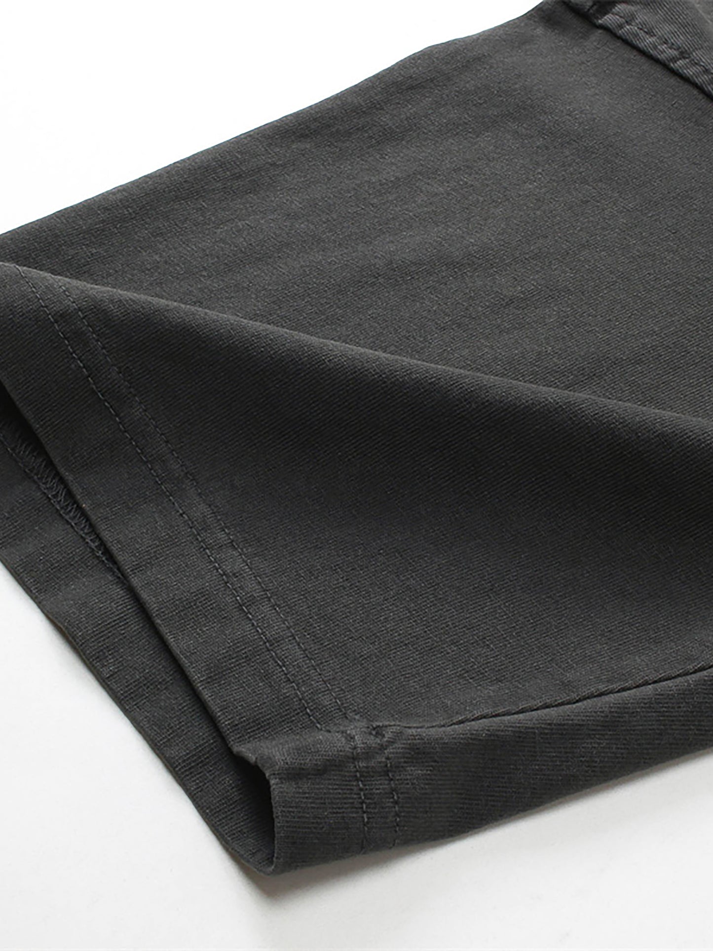 another version exists T-SHIRT